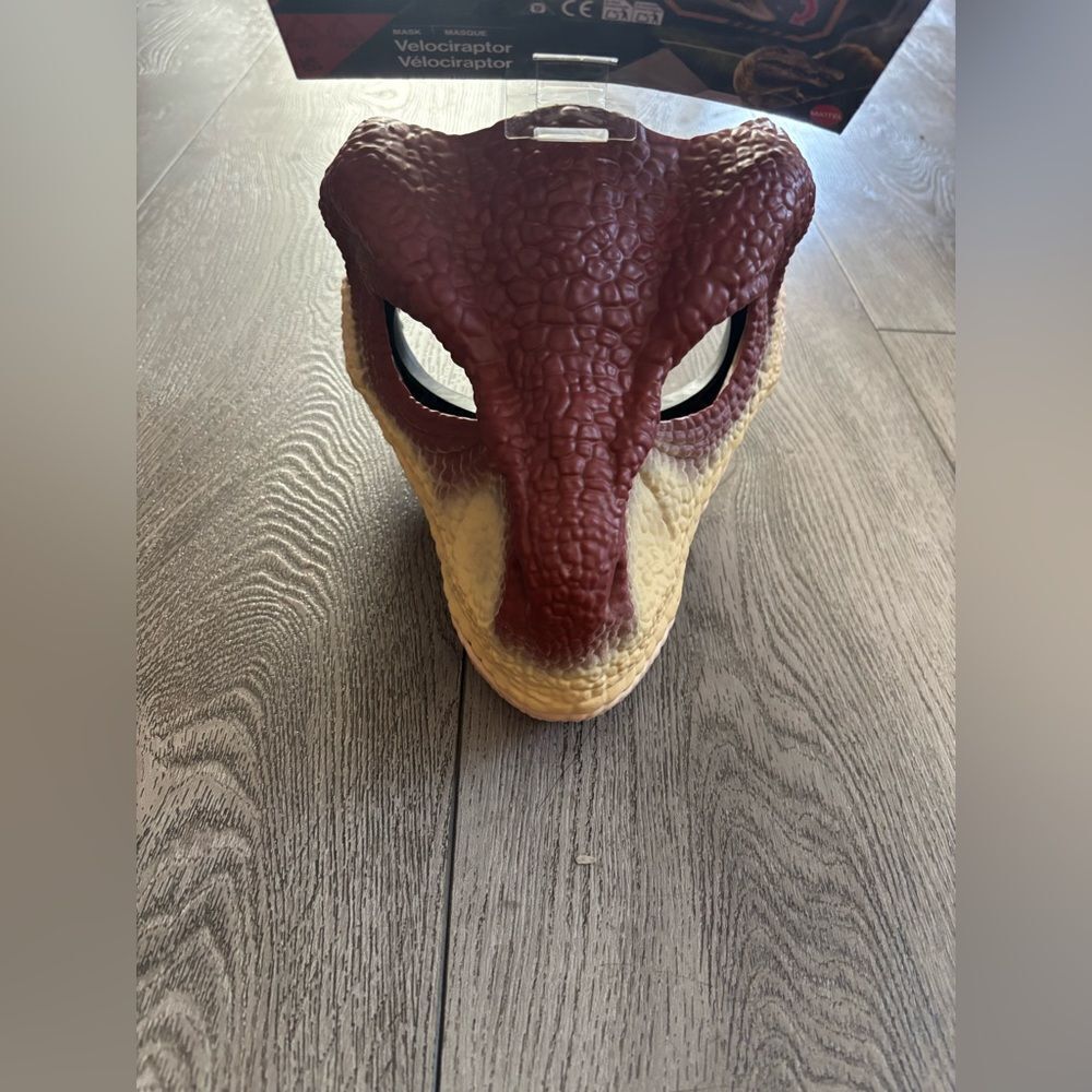 Jurassic world Reptile Velociraptor Mask - Red and Tan